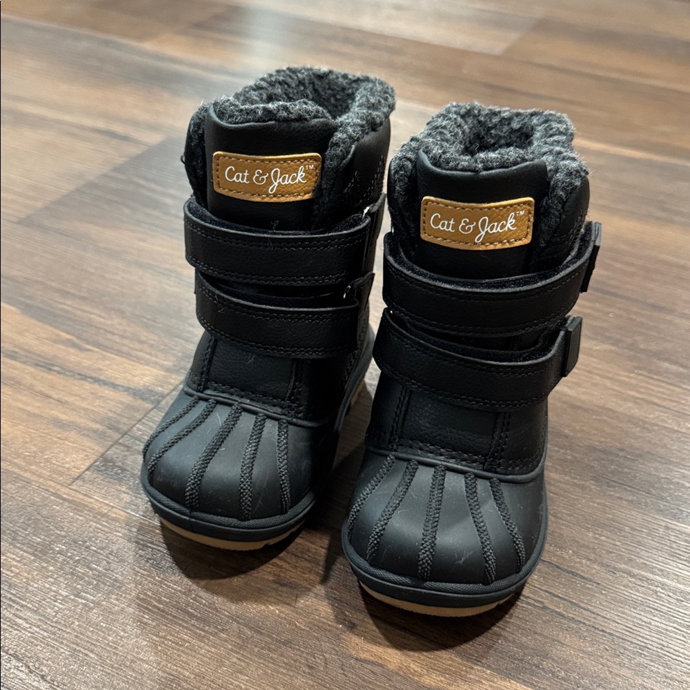 Toddler Thermolite Snow Boots Size 6C